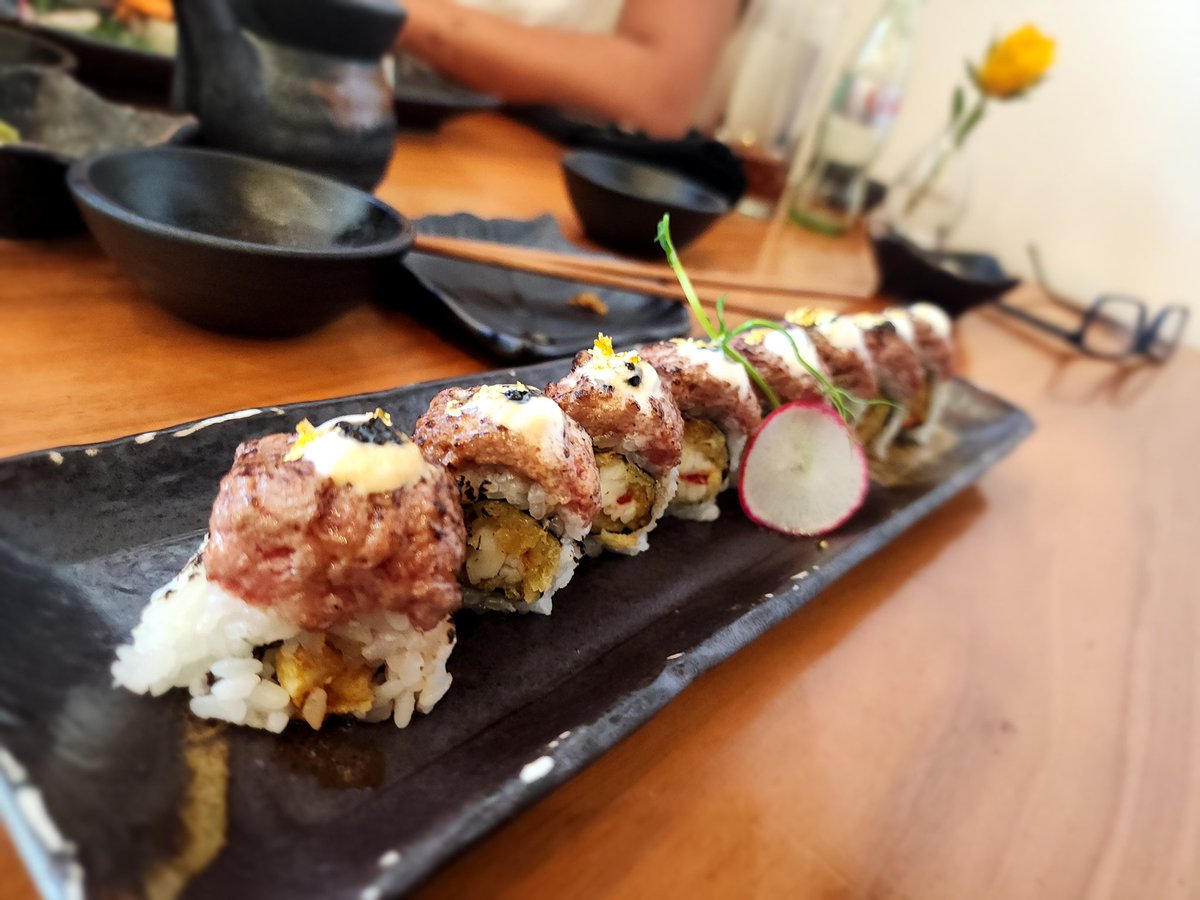 putemupcdukes's tweet photo. #DukesandBellTailgateathome
It's was a birthday weekend, so we were out, and this 🍣 was sooooo good, thank you. #MFBar Phenomenal. https://t.co/TPSiyzsY3i