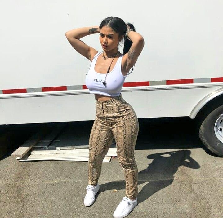 VeronicaANDLon1's tweet photo. Wrestlemania vibes
-London https://t.co/u2IR2pbxjw