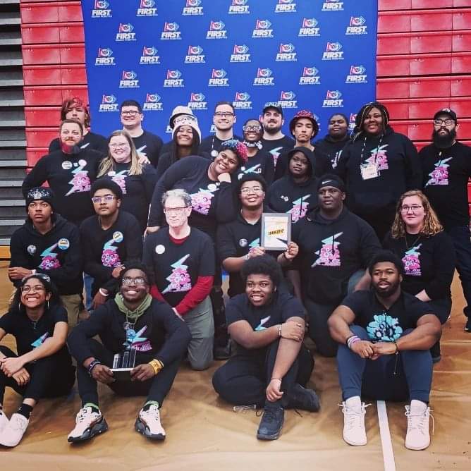 FRC6721's tweet photo. 2023 Greenwood District Judge's Award Winners! It is great to be recognized for our team's strong positive culture, extensive community service, and graciously professional scholars!
#morethanrobots @FIRSTINRobotics #finfam #INGRE @TindleyCATAS https://t.co/I9xOGr1gzc