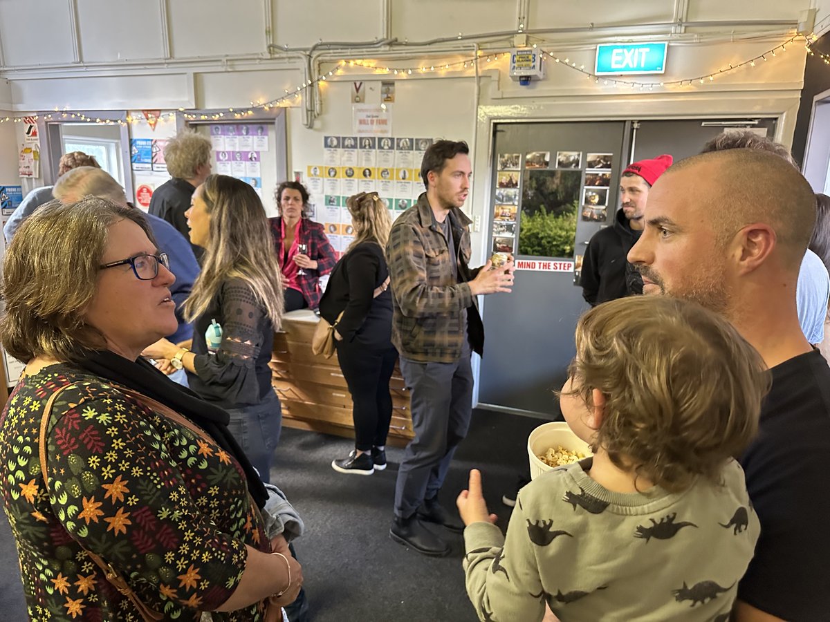 We've received so much fantastic feedback about our Friday Freelancer with Tim Noonan from #aloneaustralia last week. So good! 
Thanks so much to Tim for giving up his time.
Next month is the inimitable Dave Flower from Hype TV!!!
May 5th.  Too good to miss out!