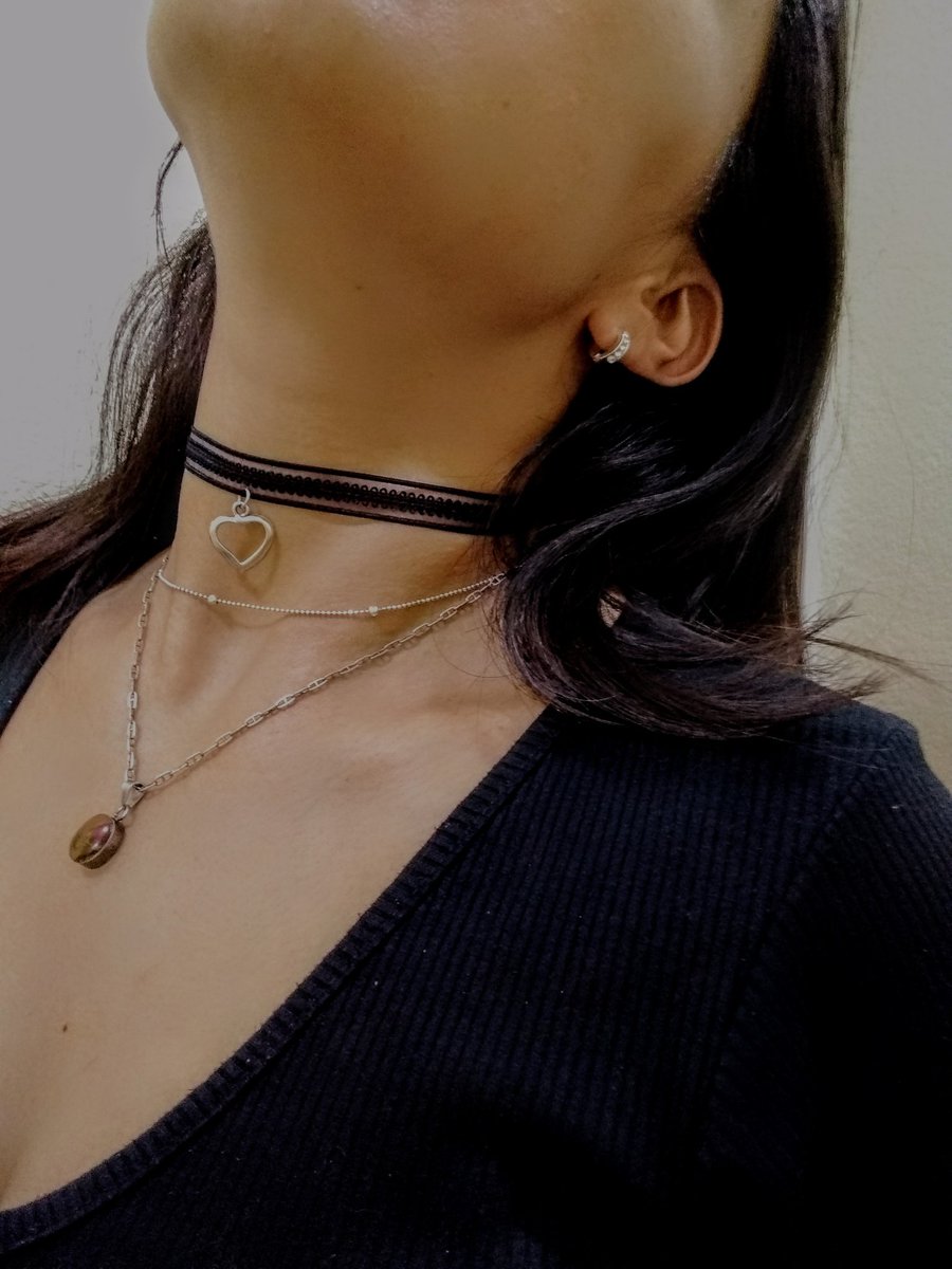 PastorDian's tweet photo. Tengo en mente un par de cosas que quiero hacerte... Extraño esas manos que rodean mi rostro cuando estamos cerca y esos ojos que me miran con amor y deseo al mismo tiempo... 

#SensualVibes #sensualphotography #photography #girl #CuteGirl #aestheticgirls https://t.co/7dSgQSKdG8