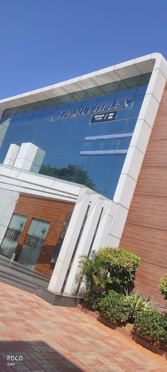 ram__offl's tweet image. @TPVMultiplex the best in our area

Pakka family theater... ❤️

AC, sound, clarity, snacks, parking etc...

From A to Z #TPVMultiplex is the best ✨