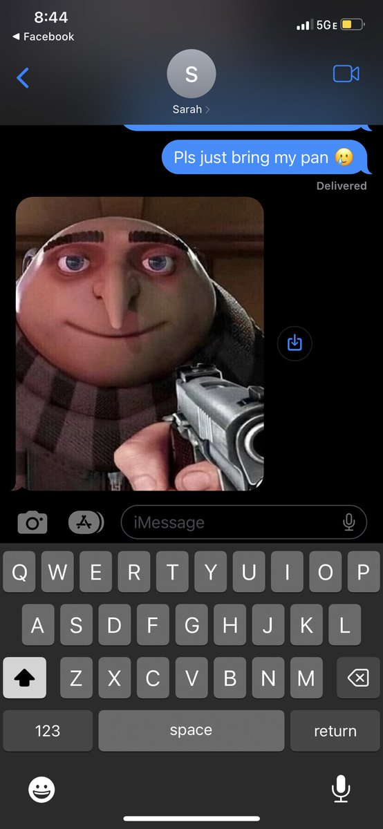 Ellen Tinder tweet media