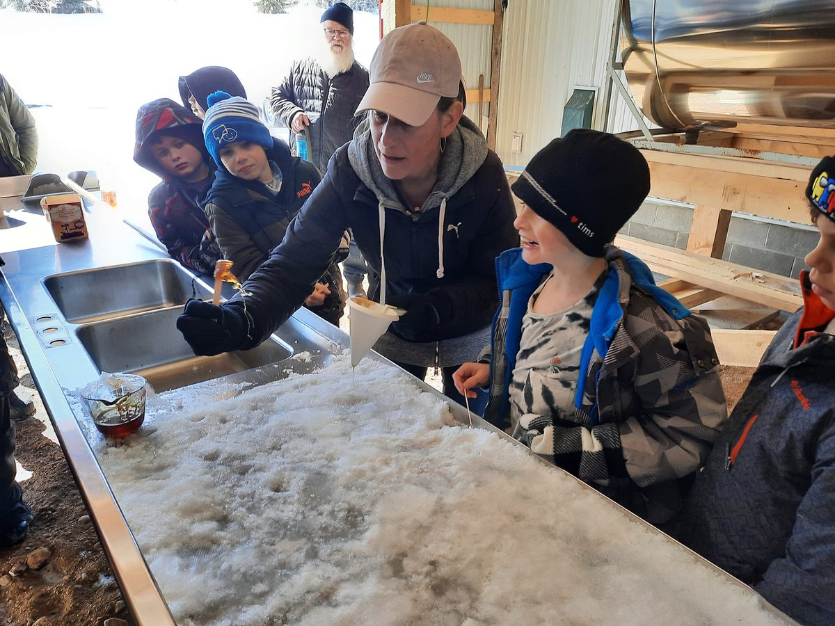 ontariowoodlot's tweet photo. Sugarstone Farm, owned by the Straughan family of our Near North Chapter, hosted visitors today as part of Maple Weekend. Many OWA and OMSPA members held events across the province.
#OWA #OMSPA #ontariowoodlot #forest #stewardship #sustainability #conservation #maplesyrup https://t.co/Y1FILzH99I