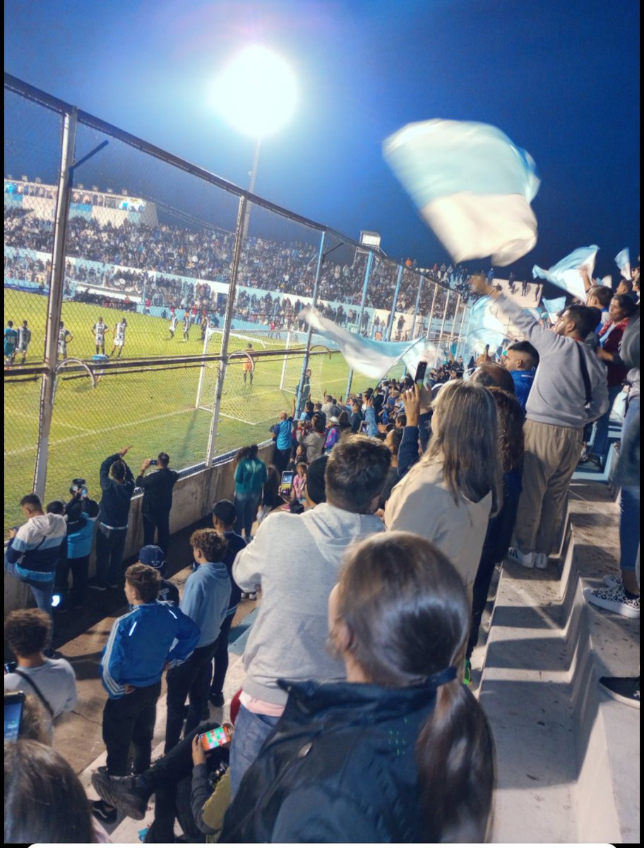 Nueva Italia está de fiesta 🎉🍾⚪💙⚪