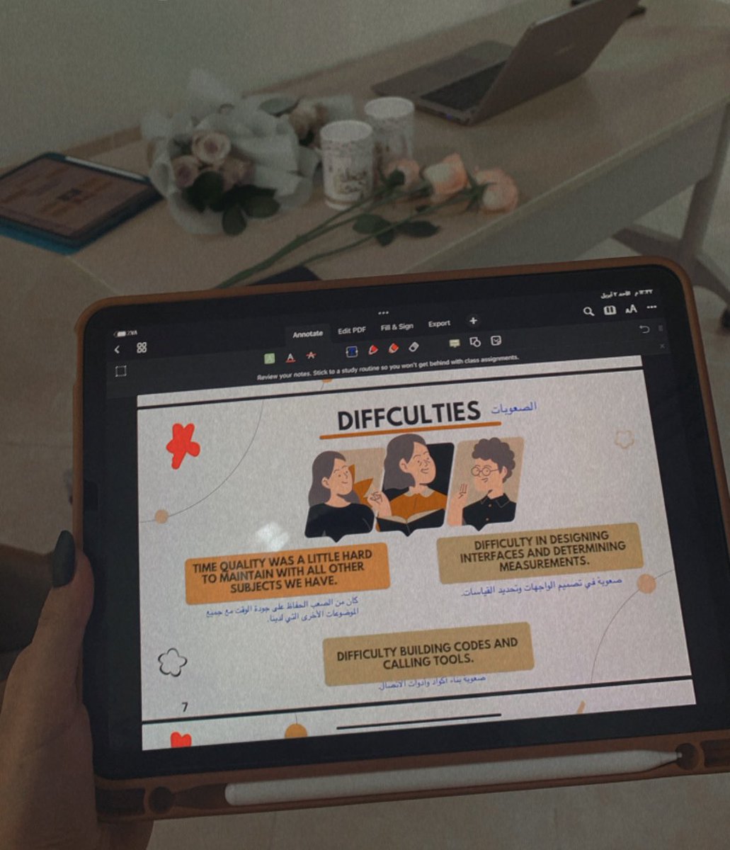 ﴿وَآخِر دَعواهُمْ أَنِ الْحَمْدُ لِلَّهِ رَبِّ الْعَالَمِينَ﴾ 
ماكان الطريق محفوفًا بالورد،ولا ينبغي له أن يكون ولكن الله معي،أعطاني أكثر مما أستحق وأكرمني أكثر مما أجتهدت،اللهم إني سعيت وإنك أحسنت لي الجزاء اليوم بفضل الله أتممت المناقشة النهائية لمشروع التخرج وتخرجت رسميا🎓🤍