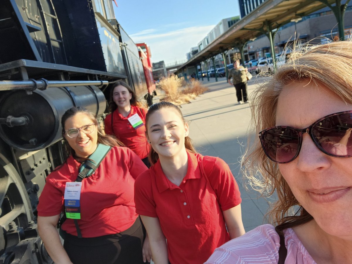 ChoirmamaBeth's tweet photo. Our first night on our  FCCLA trip to State together! We still got Mrs. Crofton in our selfie!!!#nefccla https://t.co/Ms66nLi1Pg