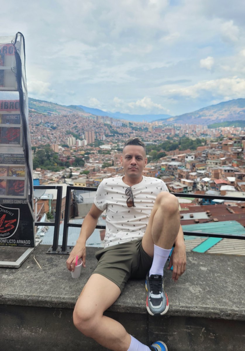 #grafititourmedellin