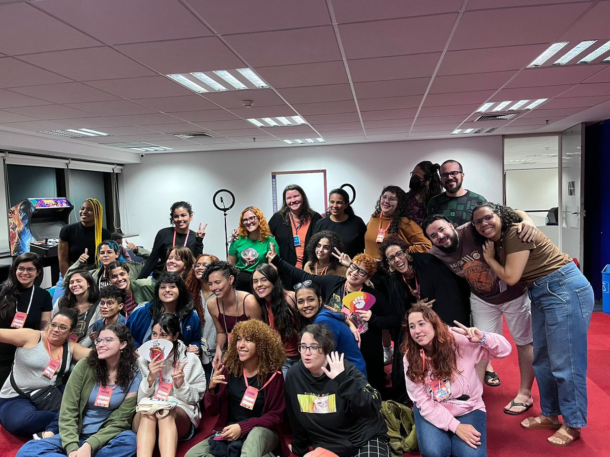 DioramaDigital's tweet photo. 🎮👩‍💻 The energy at this year's #GameJamDasMinas was incredible! The theme was Manguetown, and @DioramaDigital was proud to support the event at our studio. Congrats to all the participants, Keep creating, pushing boundaries, and inspiring others! 💪🏼💙 @jamdasminas #dioramadigital https://t.co/MKhsQUKHyH