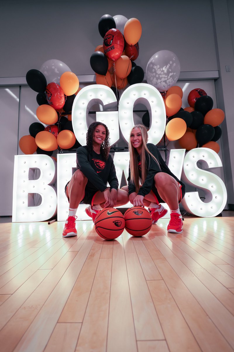 BeaverWBB's tweet photo. Star power. ๐คฉ
@DonovynHunter and @KennedieShuler led the Oregon All-Stars in a 93-80 win over Washington! The future Beavs combined for 37 points and 18 rebounds. #GoBeavs https://t.co/4hcHMLF273