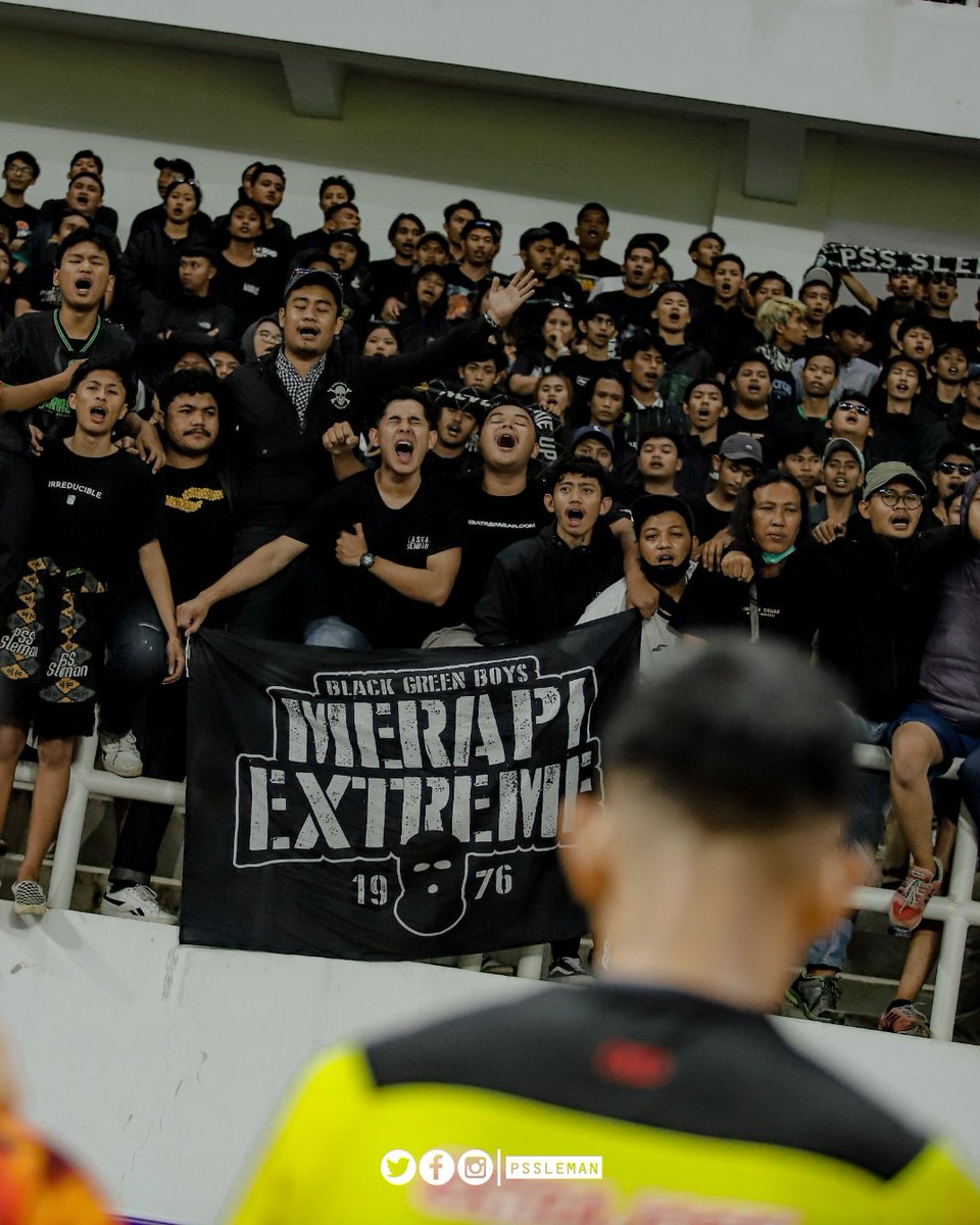 PSSleman's tweet photo. Terima kasih atas dukungan dari rekan-rekan suporter yang hadir di Stadion Jatidiri.

Mohon maaf, belum bisa memberikan poin dari laga semalam 🙏

#PSS #UnityForOurGlory https://t.co/mDWro2eOzm