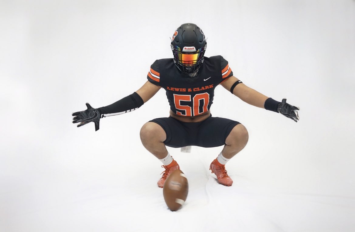 Michaellewis_50's tweet image. I’m very excited to announce my commitment to Lewis &amp;amp; Clark College! 
@JoeBushman5, @LCPiosFB, @CoachMachadojr, @Coach_DanFields, @doclew028, @youngmerk33, @GunnerSportz, @Thatsleslie, @AccoladeHassan, @SaintMarysCHS, @westcoastpreps_  #GoPios