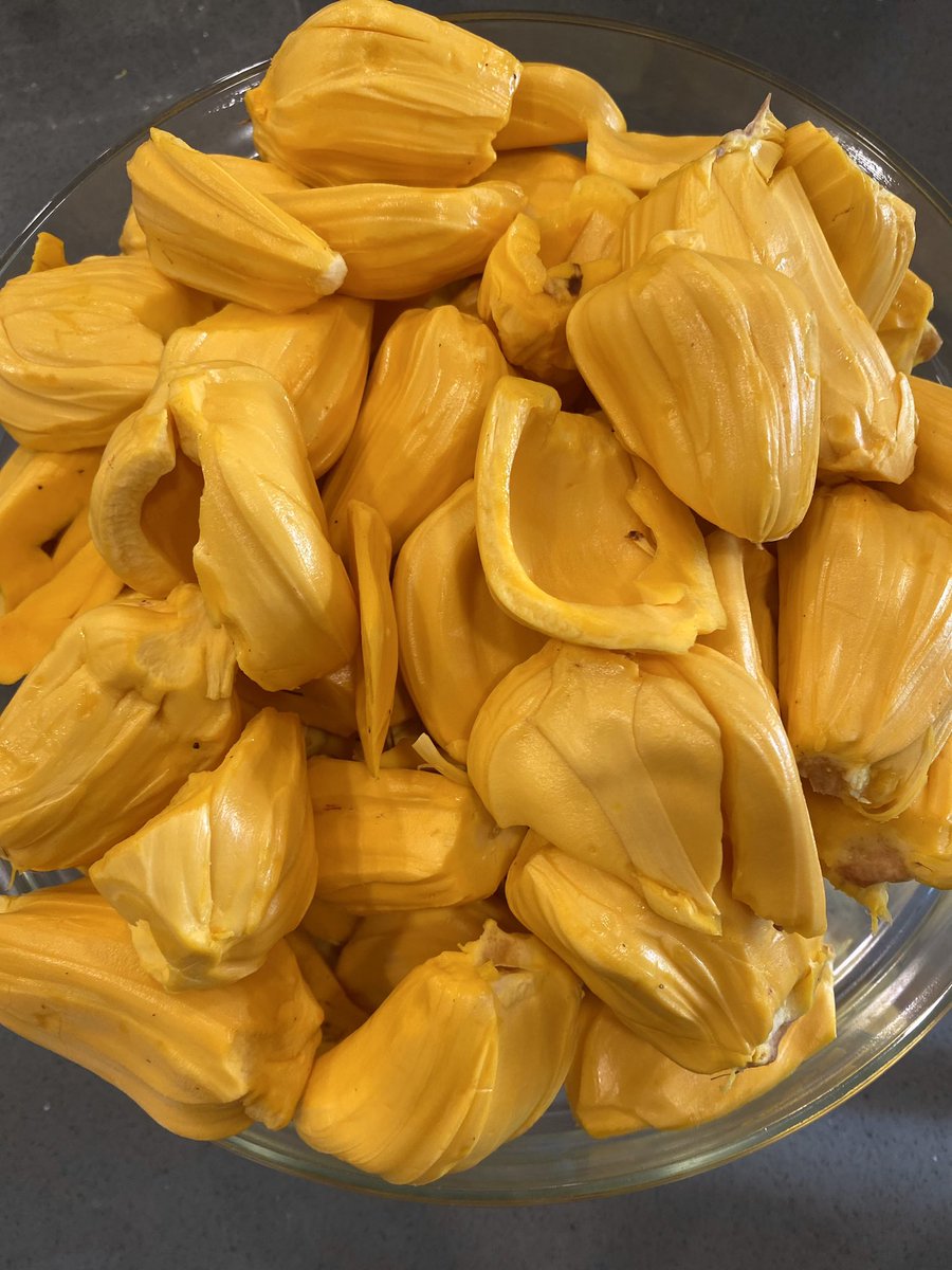 Blueberries are cool but have you ever tried jackfruit? 

Cutting up a jackfruit is quite the undertaking but well worth it for this delicious fruit that is loaded with vitamins and antioxidants.