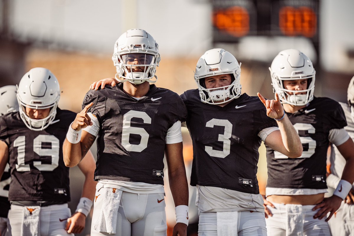 🤘 The QBs 🤘