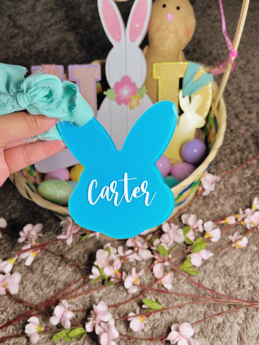 MKGolden_'s tweet photo. Personalized Easter basket tags for the kiddos, lmk if you’d like one customized ♥️✨🐰 https://t.co/7h4Ivbg1WX