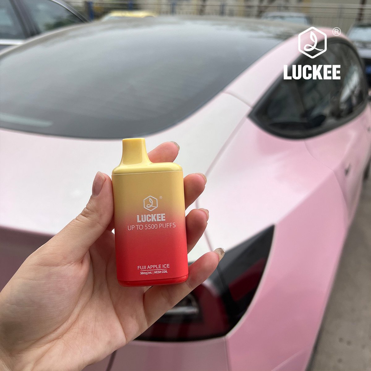 RockMe_Vape's tweet photo. New week!👏🌈

The 5500 puffs vape bar in my hand can support customization.

🌐https://t.co/gXNUrWhxFL

#oem #5500puffs #vape #vapes #vapeindustry #vapefactory #meshcoil #modvape #procucts  #vapeb2b #b2bmarketing #vapepod #disposablevape #disposablepod #fyp https://t.co/C9VBaXzFwb