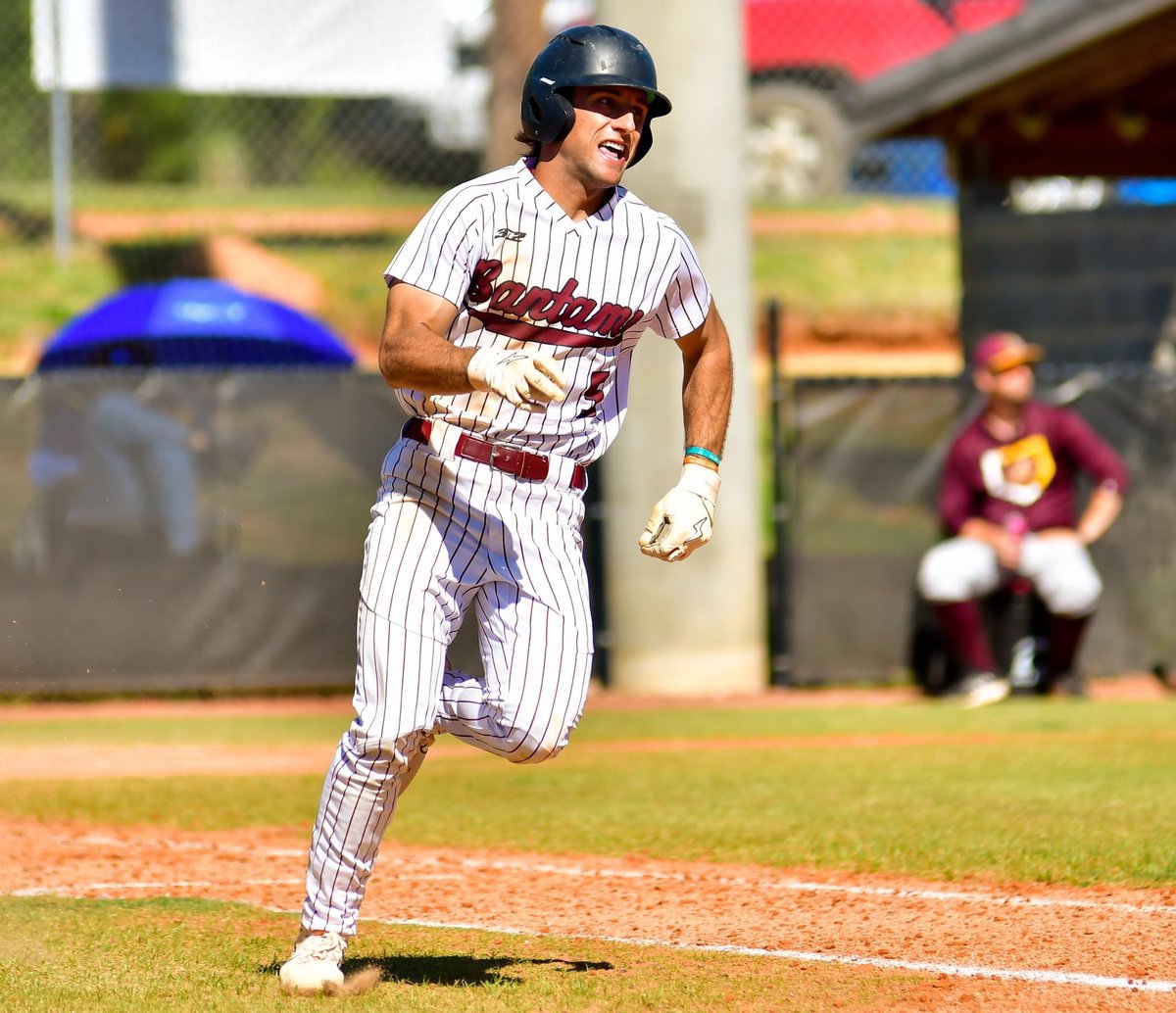 UnionUsc's tweet photo. Bantams Split Sunday…

Game 3 - Final Score 11-8 loss - Trent Turner 3 hits…Brayden Corn &amp; Burton Hahn 2 hits each…JC Clark 4 inn…2 hits 1 ER…

Game 4 - Final Score 12-2 win - Corn 2 hits with a 💣…Jarrett Whitley 2 hits &amp; a 💣…Turner 2B &amp; 2 RBI…Penland 6 inn 2 hits 0 ER https://t.co/JdBqPT29CE