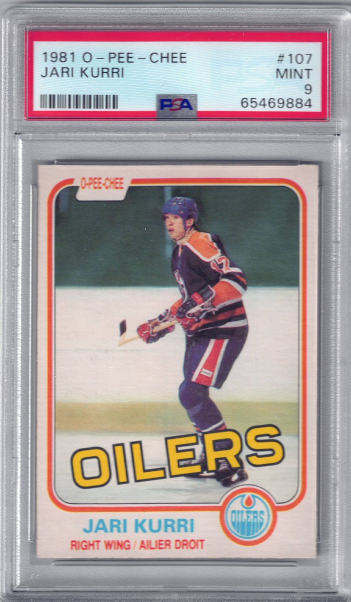 DrooooCards tweet media