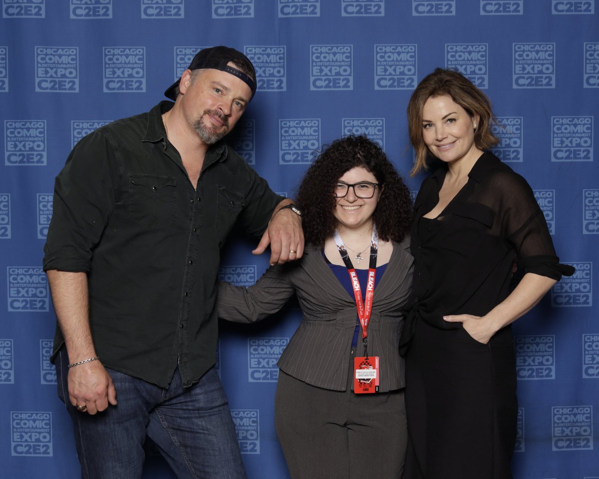 BEST. DAY. EVER.

#C2E2 @c2e2 #smallville #buffyverse #bones 

#tomwelling #ericadurance #michaelrosenbaum #kristinkruek #davidboreanaz #charismacarpenter