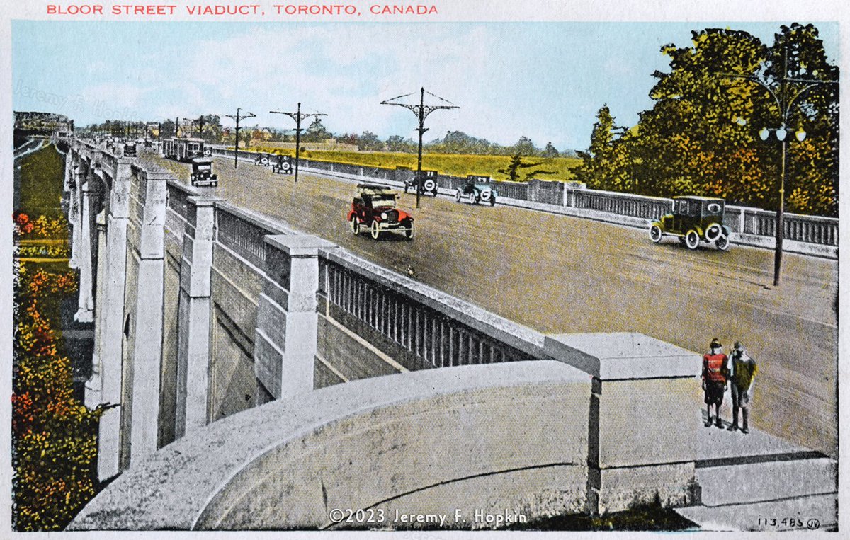 Looking west from the east side of the Prince Edward Viaduct, (AKA The Bloor Viaduct) Toronto, as depicted on a 1927 postcard.

#postcards #1920s #bloorviaduct #princeedwardviaduct #bridge #donvalley #thedanforth #history #tdot #the6ix #toronto #canada #hopkindesign