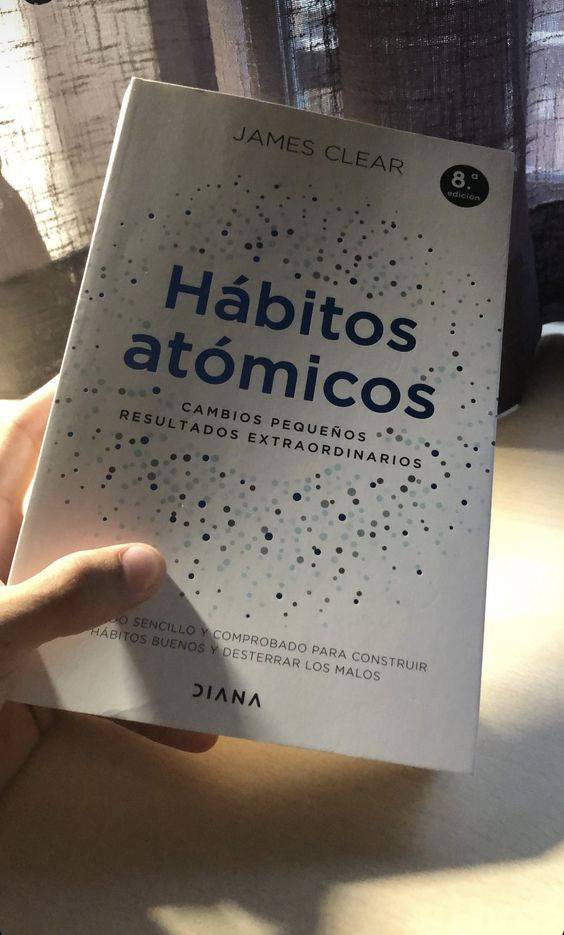 Libro Hábitos atómicos - ¡LITERAL!