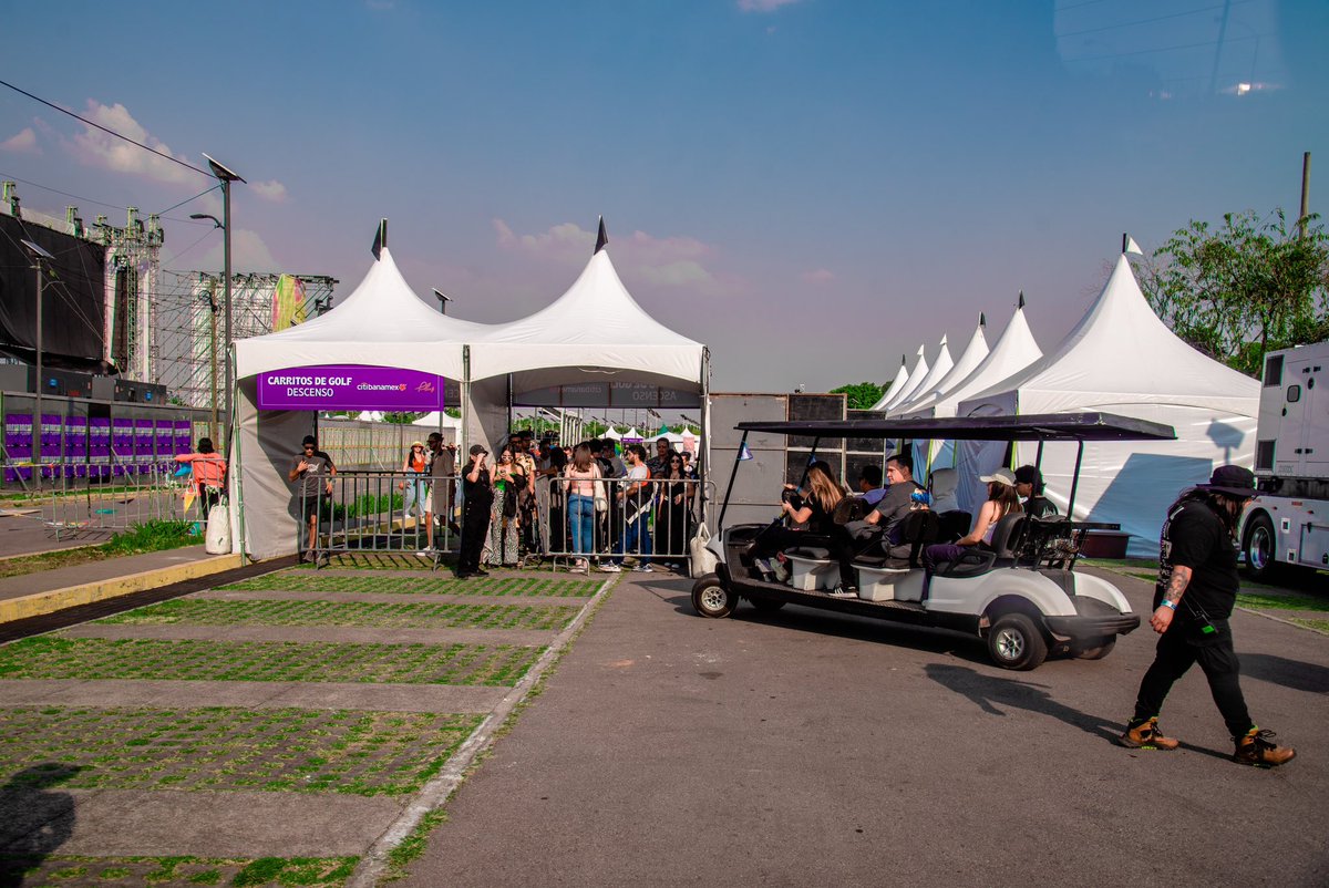 Plus_ex's tweet photo. 🛺 ¿Largos traslados? No te preocupes, acude a nuestro servicio de carritos de golf y te llevamos del escenario #AxeCeremonia al #GPI
💜 #CitibanamexPlus la mejor manera de vivir el @axeceremonia
#AxeCeremonia23
#ExperienciaPlus
#DatePlus https://t.co/b5UwjMO1dP