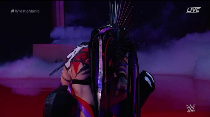 BrutusMaximusX's tweet photo. #WrestleMania39 #WM39 #WrestleMania #HIAC #BalorClub #Edgehead
I Love Edge his an Icon, an all time great - Edge Slays
But THE DEMON Has to win at Wrestlemania https://t.co/nmodUlCAot