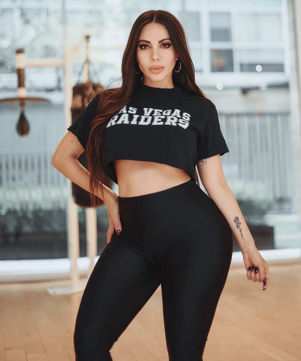 PabloRu95310499's tweet photo. @jimena_sancheez Que Guapa @jimena_sancheez ���🖤🖤🖤🖤🖤🖤🖤 https://t.co/XHOdas48OV