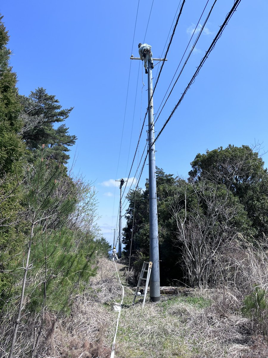 DeBuCha1's tweet photo. 電気屋しか見れない景色
#一緒に電気屋しませんか
#ガイシ更新工事 https://t.co/paEV7gqIAe