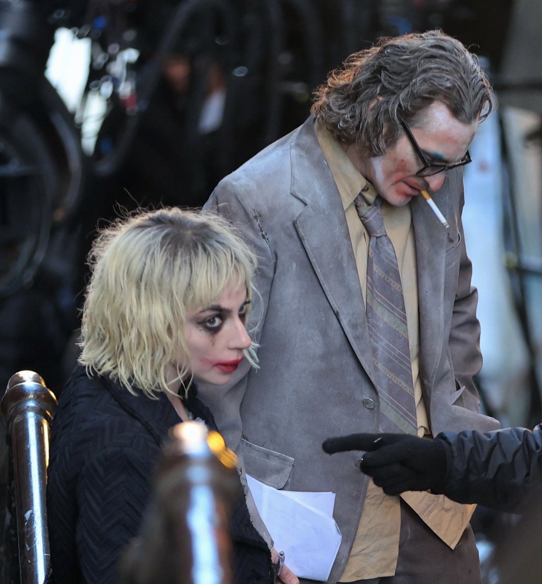 gagadaily's tweet photo. Lady Gaga and Joaquin Phoenix as Harley Quinn and Joker https://t.co/4eozq2v9kv