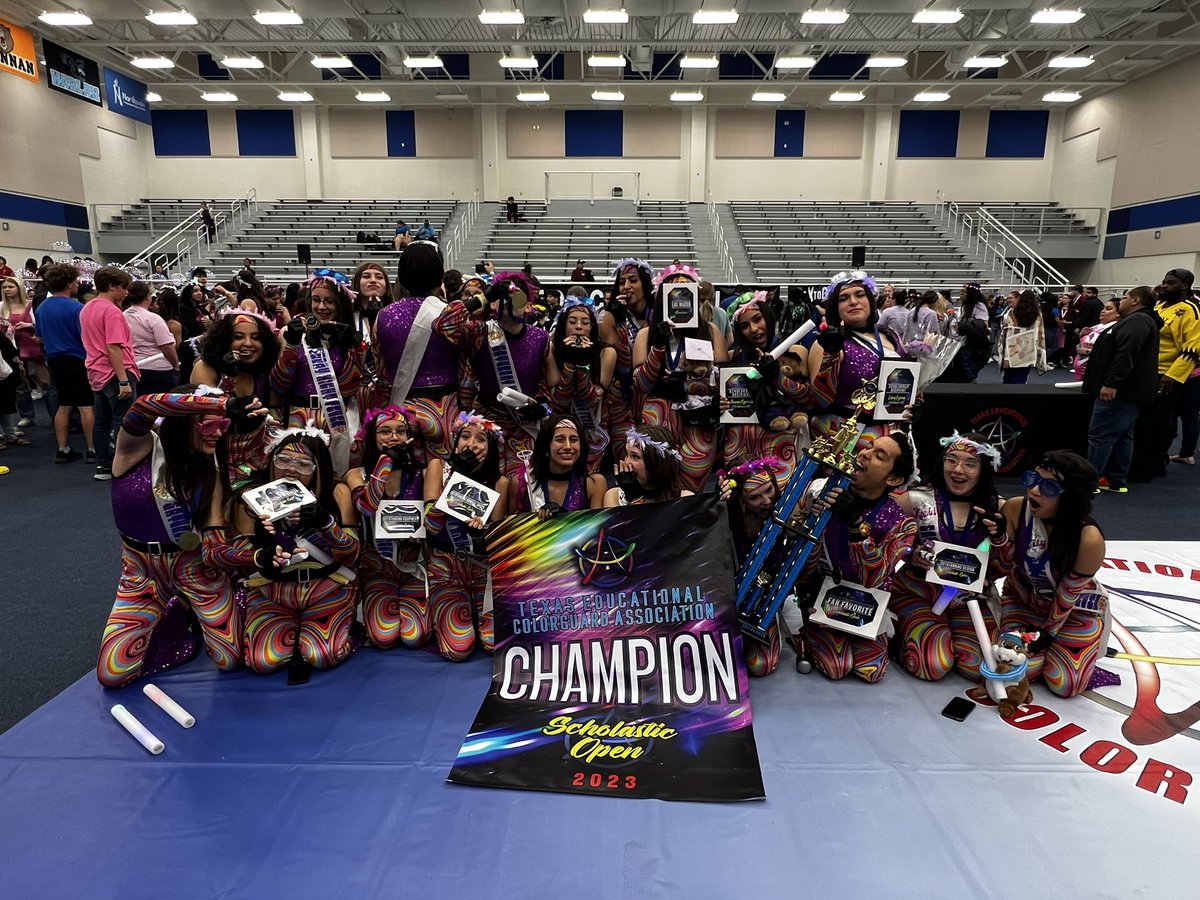 Earl Warren HS Colorguard tweet media