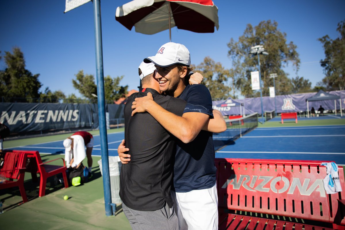 ArizonaMTennis's tweet photo. WOW. What. A. Weekend. 😻

#BearDown x #ArizonaTennis https://t.co/1RKQj5mlLd