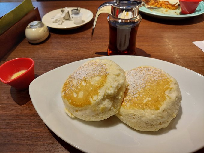 むさしの森珈琲のパンケーキやばい飲むみたいに食べれる　無限に食える 