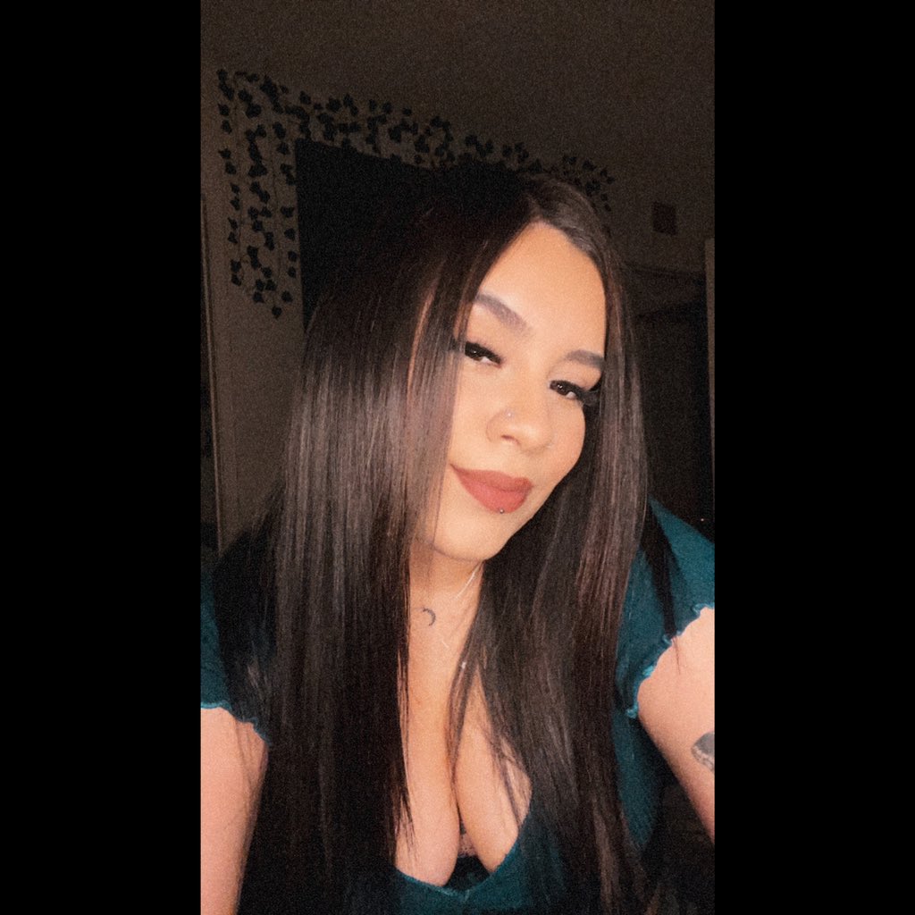 skylaguzman27's tweet photo. 🫀 https://t.co/KiaavHVQV1