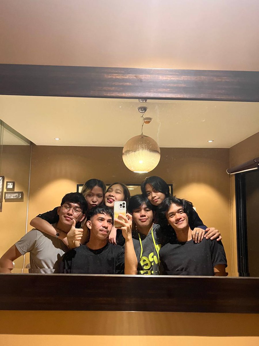 jep_lore's tweet photo. will always remember us this way https://t.co/L4rAfwOSL9