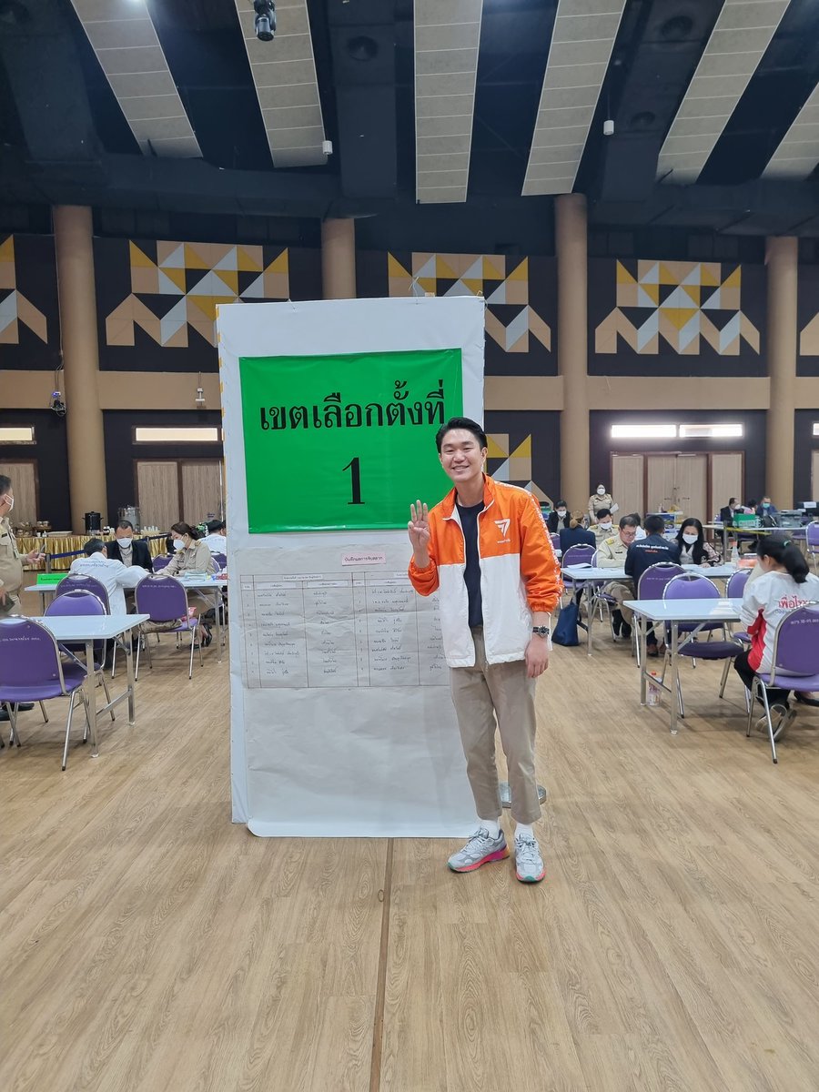 MFPPartyCR's tweet image. ผอ.ปั๋น @chittawanpan เขต1 เชียงราย ได้เบอร์ 3 lll