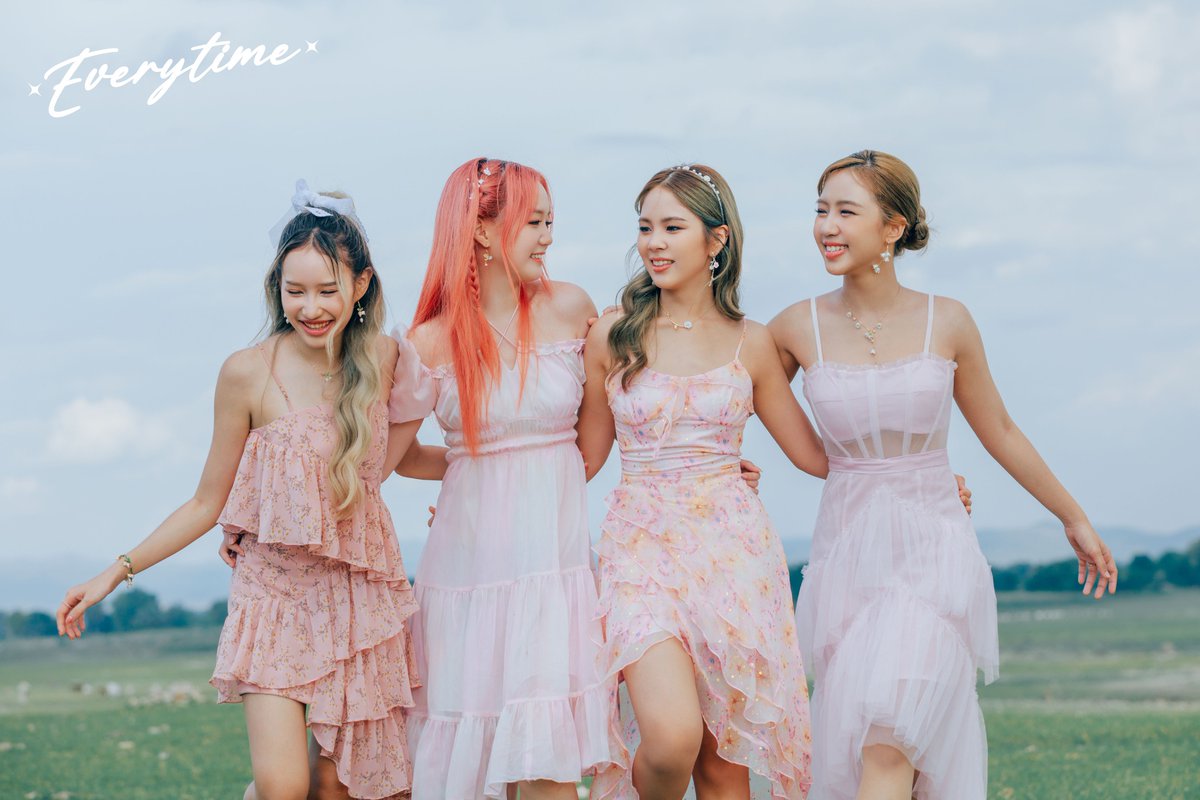 INNNEWS's tweet photo. ก็ถ้าเธอยังไม่หยุด เป็นความน่ารักของใคร ตัวฉันก็คงต้องไปต่อคิวแล้วมั้ง👉🏼👈🏼

ชวนทำความรู้จัก 4 สาว Pretzelle เกิร์ลกรุ๊ปสดใสที่น่าจับตามอง👀

อ่านต่อ : https://t.co/kygvIhjVq7

#iNNNews #PRETZELLE #GracePretzelle #IcePretzelle #AumaimPretzelle #IncPretzelle #54EntertainmentTH https://t.co/RwPGpKtVvp