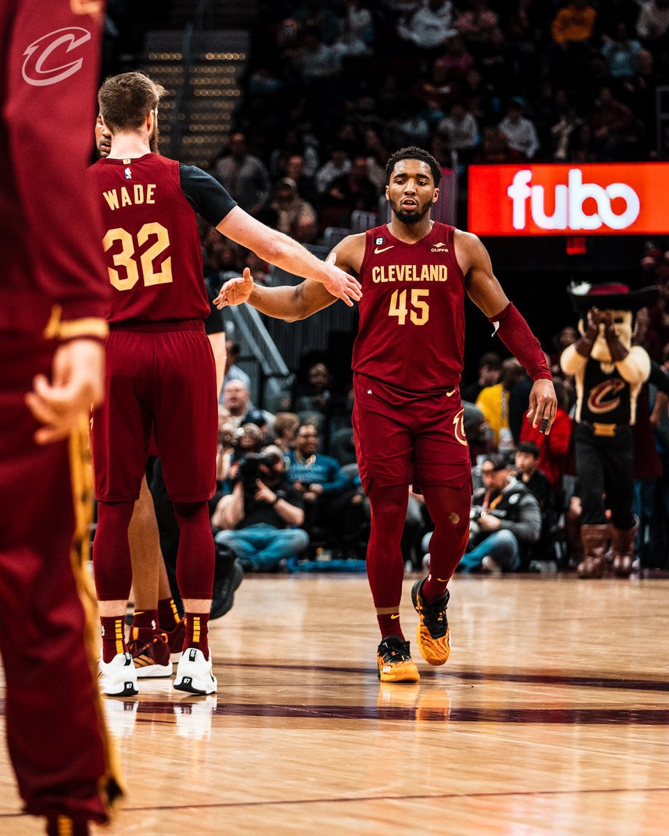 Whistle on X: Eastern Conference Player of the Week, DARIUS GARLAND  #LetEmKnow #DariusGarland