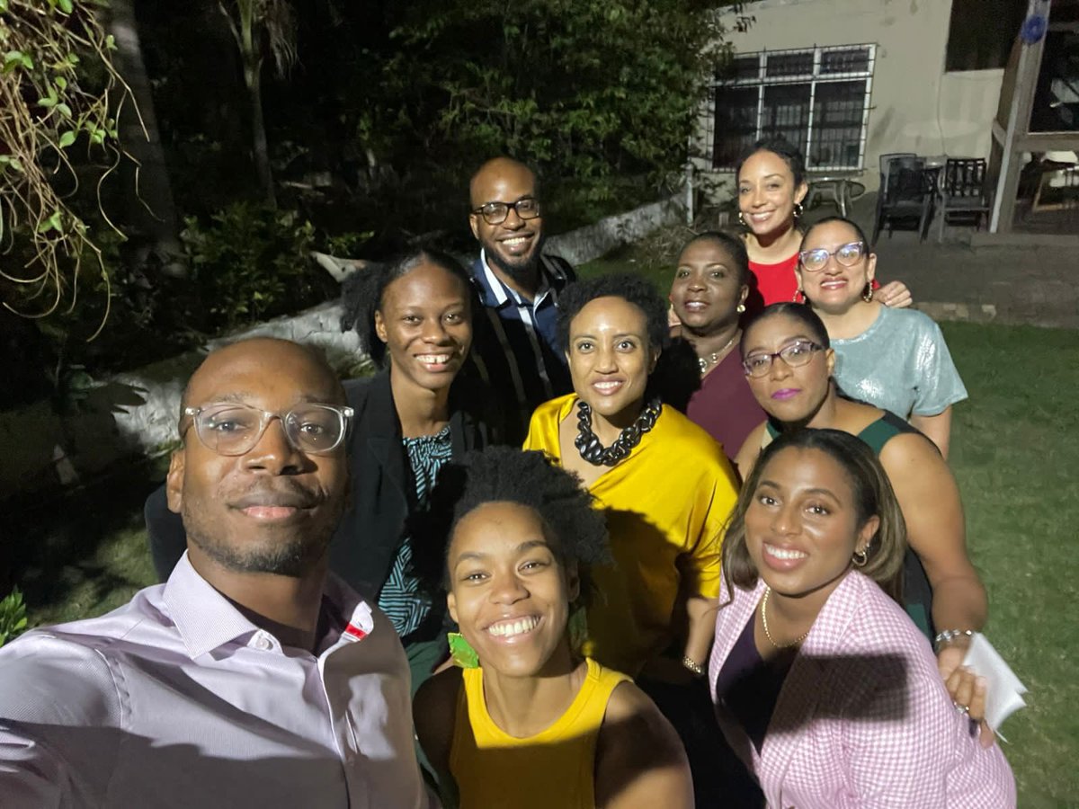 . @brianwalks and I had so much fun hosting a Meet & Greet with LSE alumni in Jamaica. We hope to keep the momentum going and that this will be the start of an official LSE Alumni Association Jamaica Chapter 

#PartofLSE #MeetandGreet #LSE #alumni  #jamaica