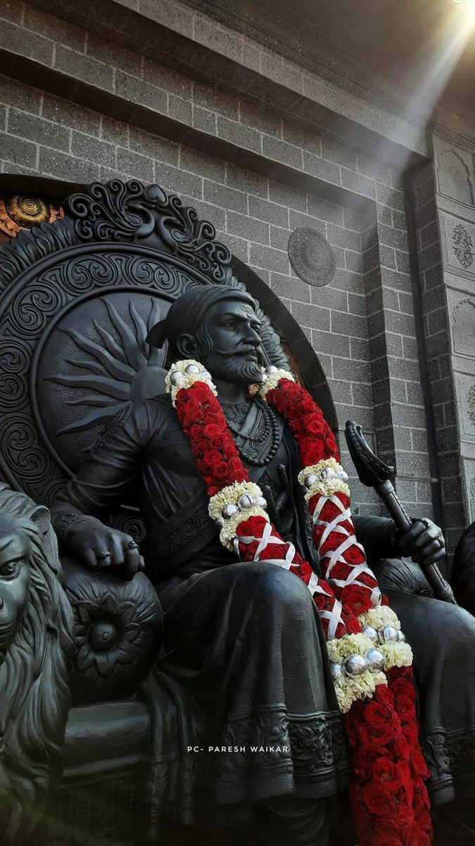 TigerRajaSingh's tweet photo. हिन्दवी स्वराज के संस्थापक वीर शिरोमणि #छत्रपती_शिवाजी_महाराज की पुण्यतिथि पर कोटि कोटि नमन।
#ShivajiMaharaj https://t.co/IkbiLjYUR5