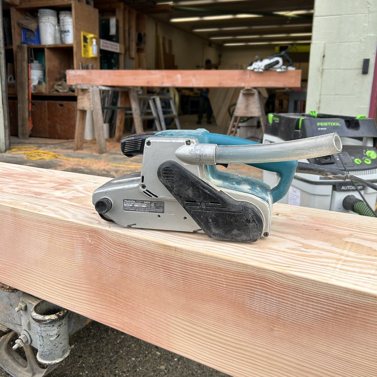 dust tube > dust bag