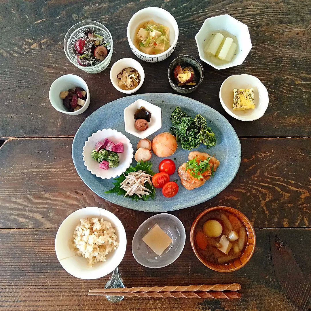 gm2shop's tweet photo. 🍽️器、楽しい🍽️

春になって食卓も爽やかになってきました💕

《器》　　　　
#添田亜希子　#渡辺キエ　#石引治　#atelierpelto　#城田渚　#前田美絵 
#伊藤亜木 #中村恵子　#勝村顕飛 https://t.co/vdu9d9KOqG