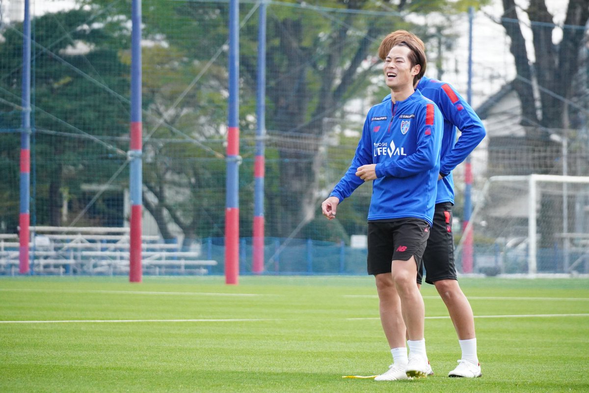 fctokyoofficial's tweet photo. 🔵TRAINING PHOTO🔴
👏😳💙❤️
@1002Ryoma 
#渡邊凌磨 
#fctokyo #tokyo https://t.co/WX1gyUR61o