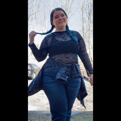 chelly_mc96's tweet photo. I eat, sleep, bleed; the demons in your dreams

#NewProfilePic #alt #RheaRipley #mami https://t.co/v6GpPCfkht