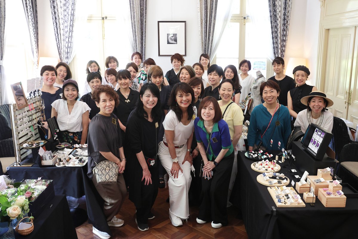 PRTIMES_FASHION tweet picture