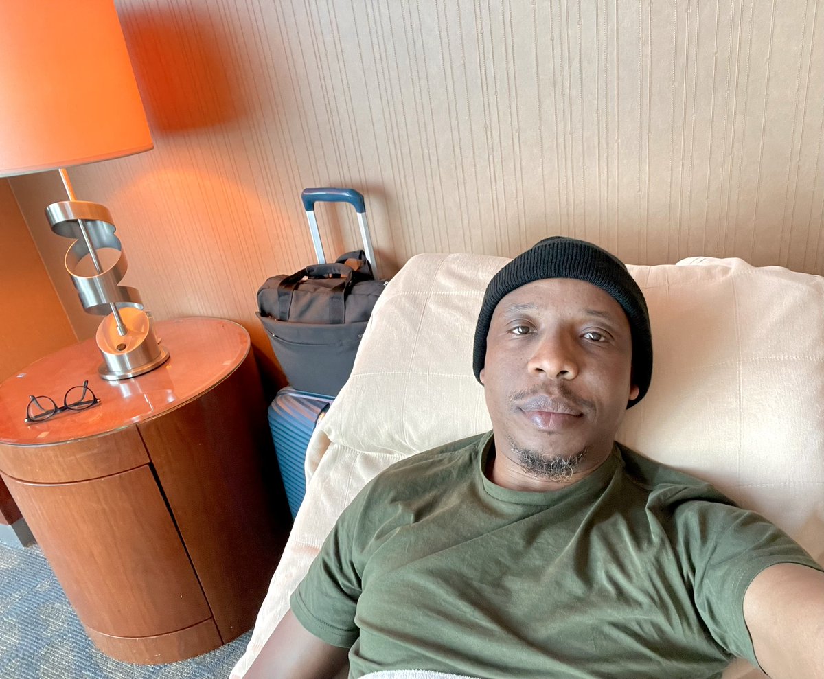 on-twitter-on-a-5-hrs-layover-at-dubai