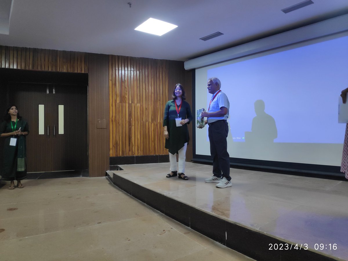 UBehaviour's tweet photo. We start #EvoBio2023 : Biology through the lenses of evolution at @iiserkol . This is 3 day workshop for educators from West Bengal and Jharkhand . For more info: https://t.co/skOnSMXscG https://t.co/SerMp8VNYM