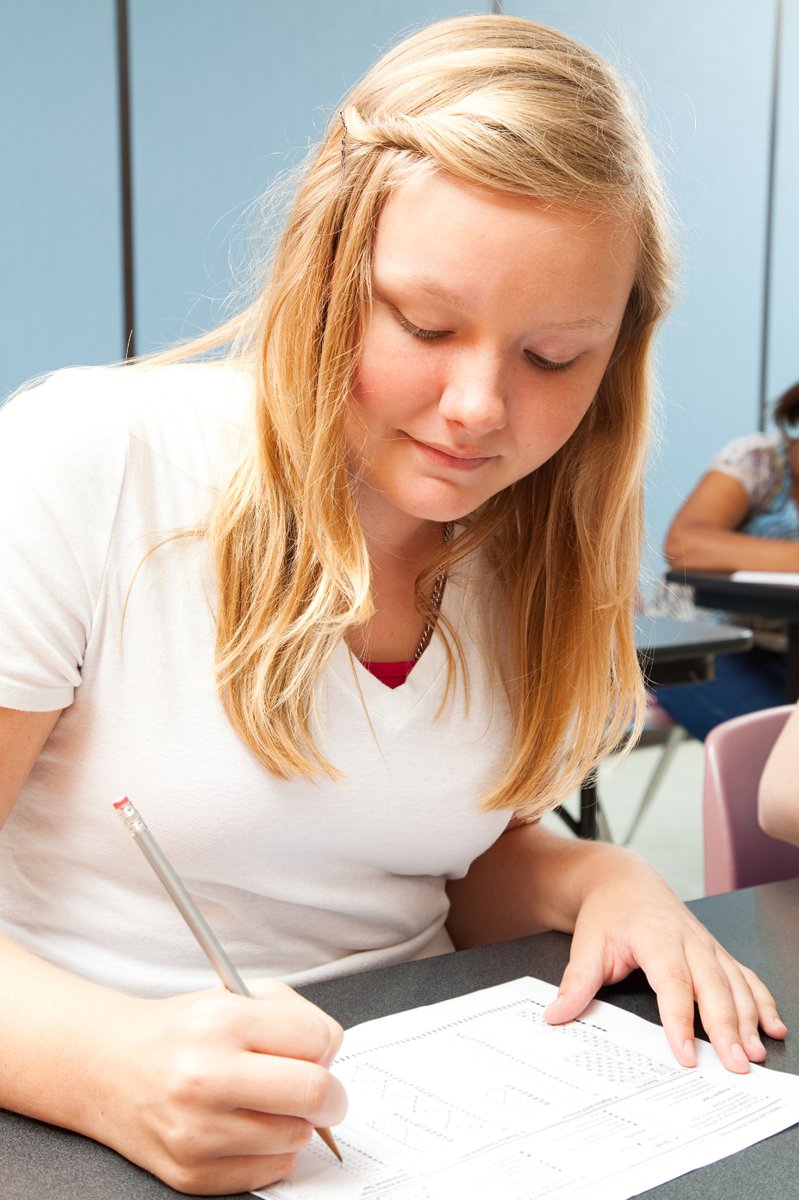 YCBKpodcast's tweet image. YCBK 314- Mark and Lisa discuss a Speakpipe question about starting test prep in the 9th grade right after the student takes Algebra 2; Initialview Founders, Gloria and Terry Crawford, &quot;How colleges use Initialview&quot; 4 of 4. yourcollegeboundkid.com/ycbk-314-inter…