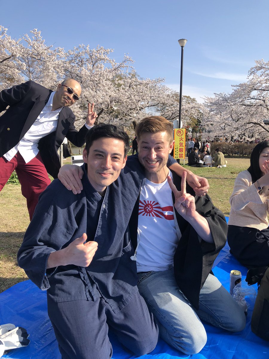FCgaloa's tweet photo. #AFKN2 #アフリカンカンフーナチス2
#アフカン2
昨日はガーナの国民的ドリンク「アドンコ」のCM撮影のためエキストラとして上越で行き、飛び入りで参加させて頂きました。
敬愛するセバスティアン・スタイン監督とお会いしお話ができ、自分の人生の中でトップクラスの影響のある出会いでした。 https://t.co/T7qKmiNqnt