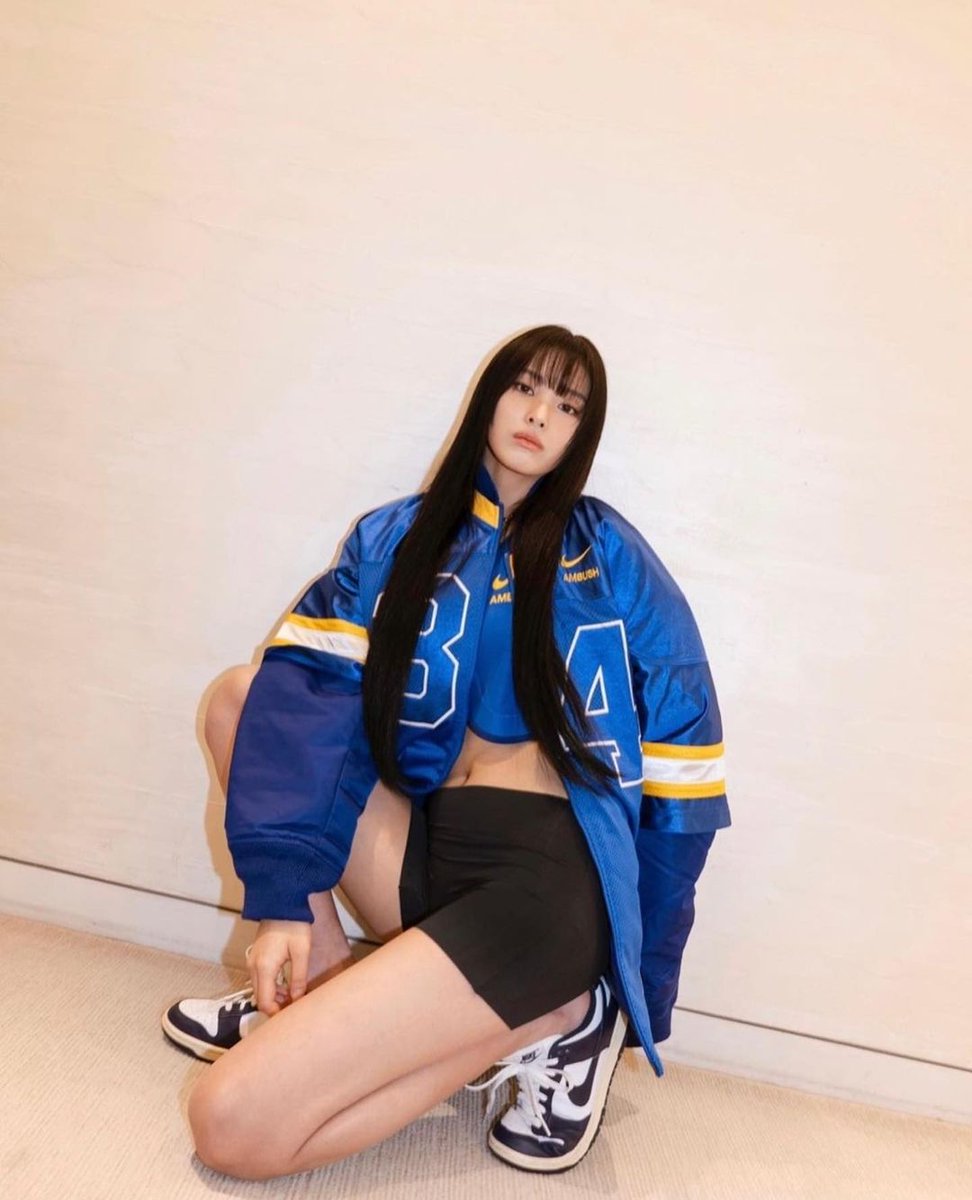 SULLJINLOOK's tweet photo. my school crush https://t.co/3vV04Fi2dm